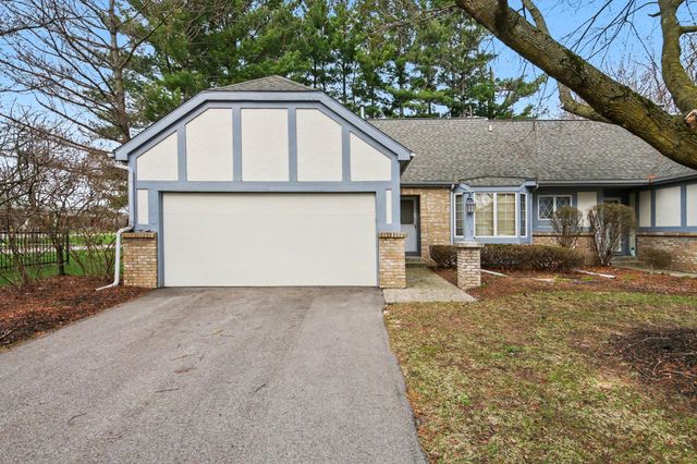 3171 Maple Villa Drive SE 1, Grand Rapids, MI 49508