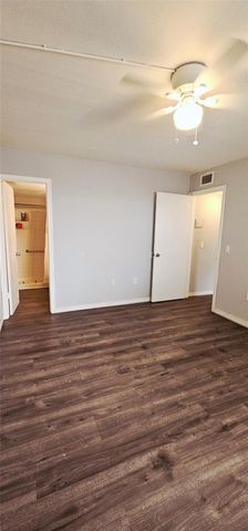 10086 NW 6th Street 101, Pembroke Pines, FL 33024