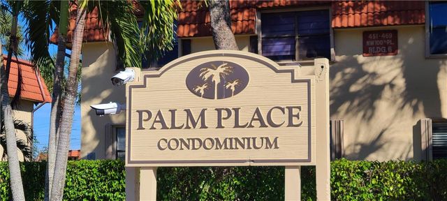 10086 NW 6th Street 101, Pembroke Pines, FL 33024