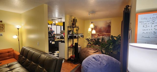 102 Quarry Hill Rd Apt 21, South Burlington, VT 05403