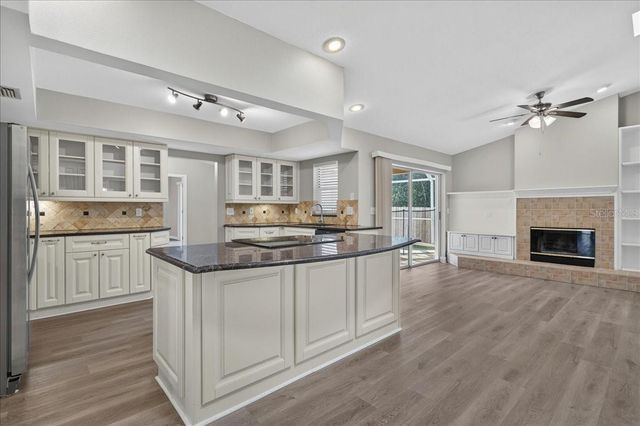 854 CHRISTINA CIRCLE, Oldsmar, FL 34677