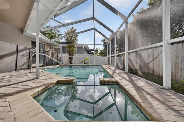 854 CHRISTINA CIRCLE, Oldsmar, FL 34677