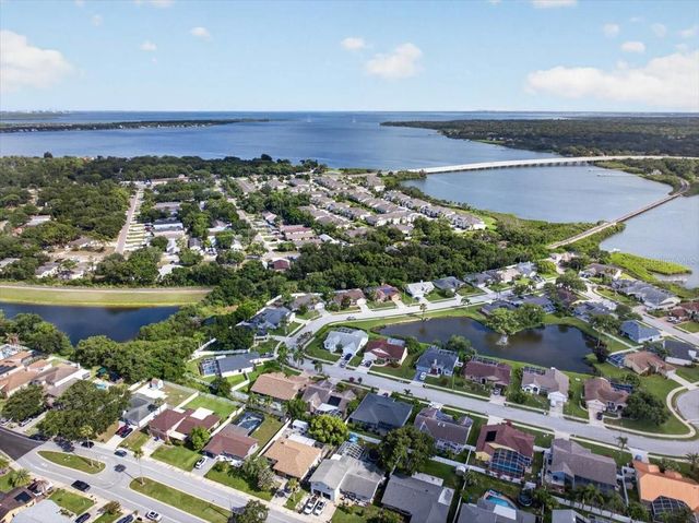 854 CHRISTINA CIRCLE, Oldsmar, FL 34677