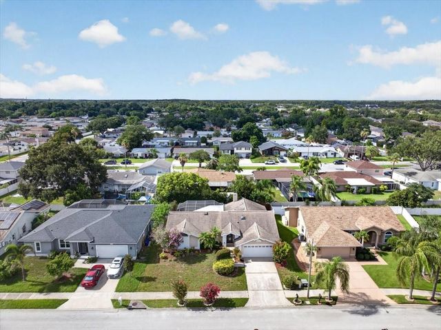 854 CHRISTINA CIRCLE, Oldsmar, FL 34677