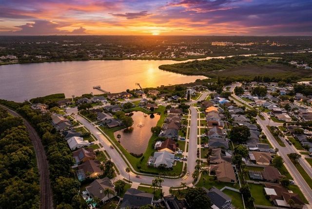 854 CHRISTINA CIRCLE, Oldsmar, FL 34677