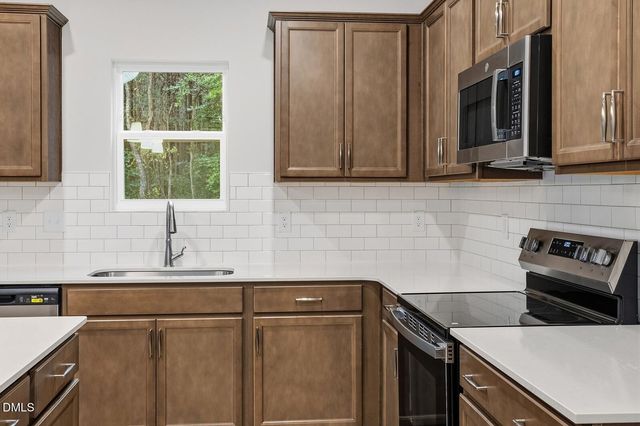 192 Harriette Court, Lillington, NC 27546