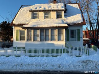 42 Bliss Street, Hartford, CT 06114