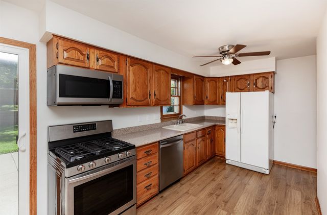 3205 Fairlane Drive, Des Moines, IA 50315