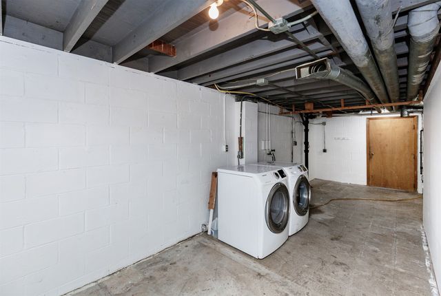 3205 Fairlane Drive, Des Moines, IA 50315