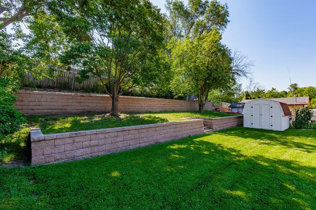 3205 Fairlane Drive, Des Moines, IA 50315