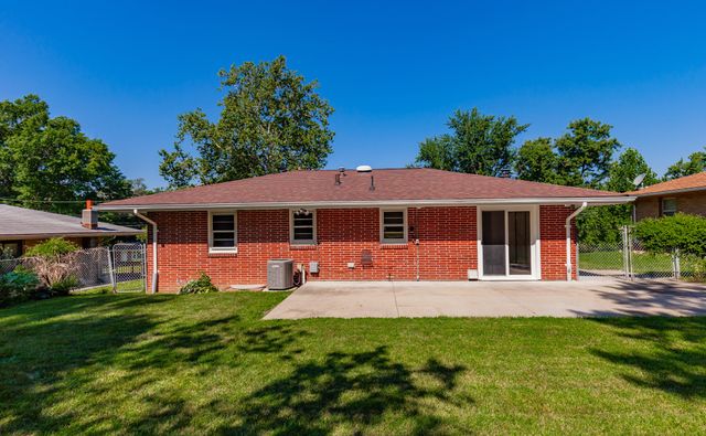 3205 Fairlane Drive, Des Moines, IA 50315