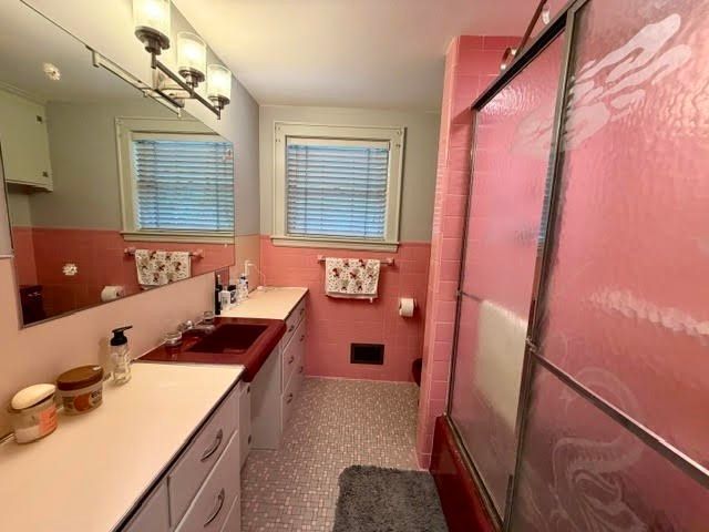 244 Grant St, Framingham, MA 01702
