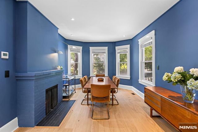 42 Forest Road, Glen Rock, NJ 07452