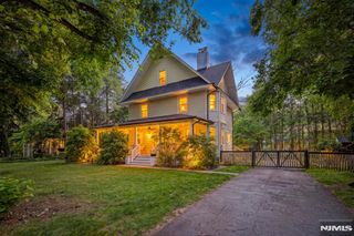 42 Forest Road, Glen Rock, NJ 07452