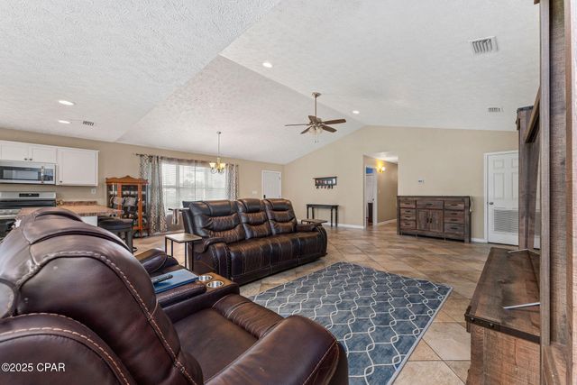 6528 Northwood Street, Youngstown, FL 32466