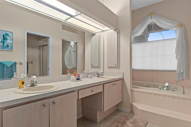 15 W BYRSONIMA LOOP, Homosassa, FL 34446