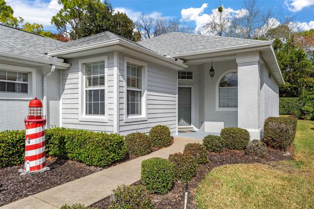 15 W BYRSONIMA LOOP, Homosassa, FL 34446