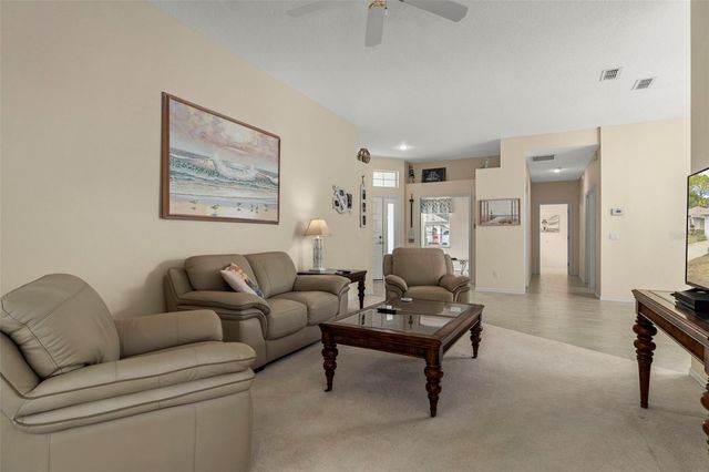 15 W BYRSONIMA LOOP, Homosassa, FL 34446