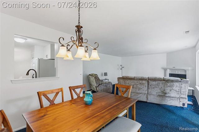 4892 Ashley Lane, Waterford, MI 48329