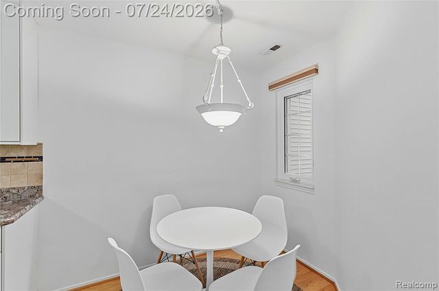 4892 Ashley Lane, Waterford, MI 48329