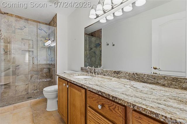 4892 Ashley Lane, Waterford, MI 48329