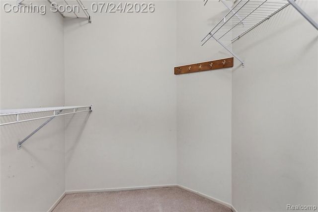 4892 Ashley Lane, Waterford, MI 48329
