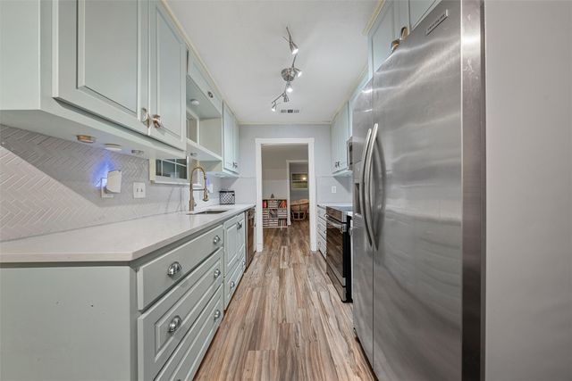 518 Fairway Road, Woodway, TX 76712