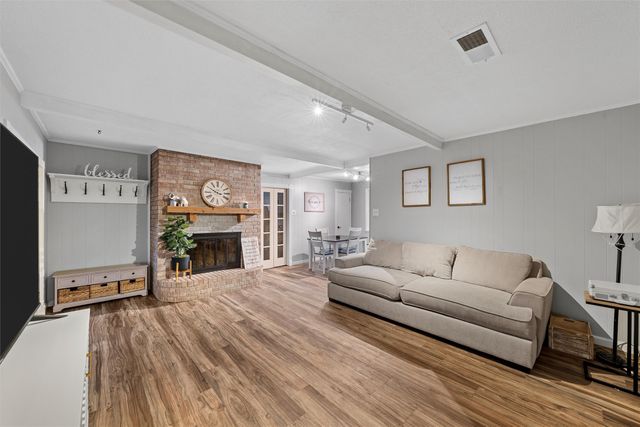 518 Fairway Road, Woodway, TX 76712