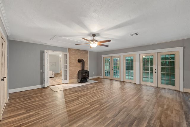 518 Fairway Road, Woodway, TX 76712