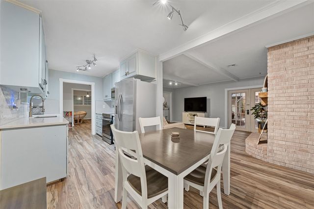 518 Fairway Road, Woodway, TX 76712