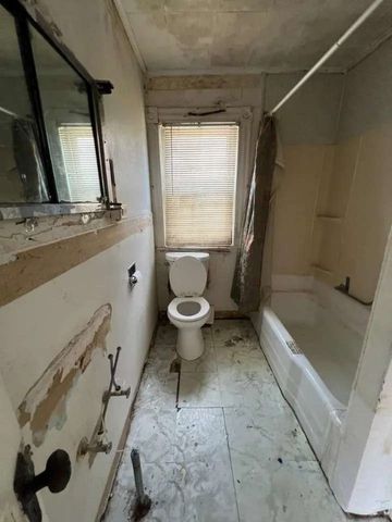 729 15th St, City Of Franklin, PA 16323