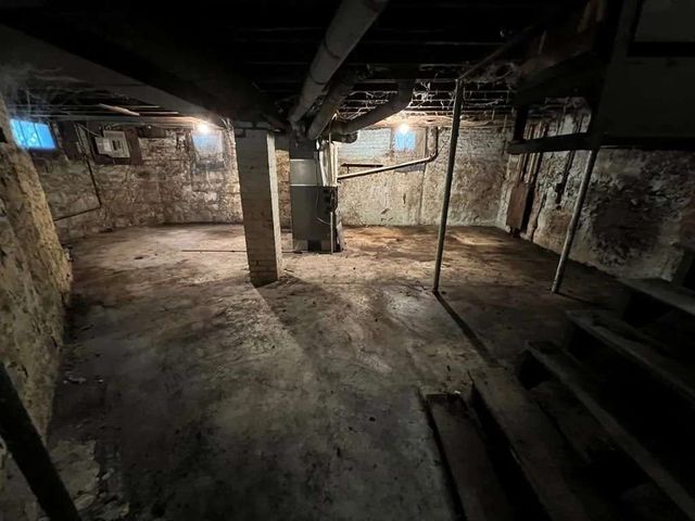 729 15th St, City Of Franklin, PA 16323