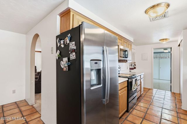 651 N Colette Circle, Tucson, AZ 85748