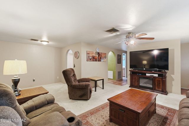 651 N Colette Circle, Tucson, AZ 85748