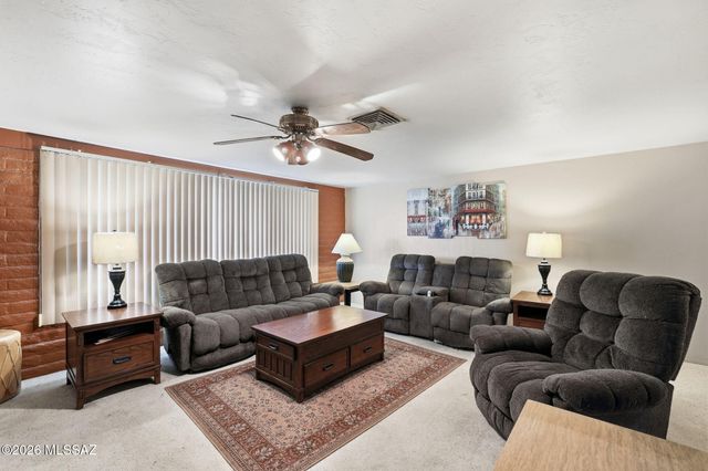 651 N Colette Circle, Tucson, AZ 85748