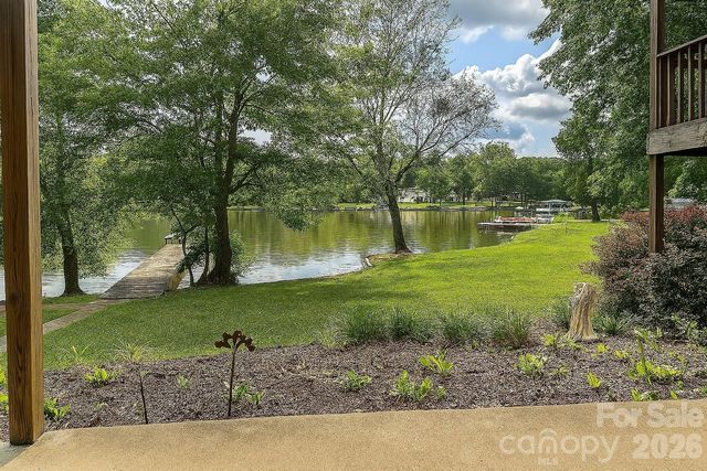 2504 Cottage Lane, Liberty Hill, SC 29074