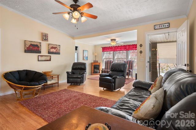 2504 Cottage Lane, Liberty Hill, SC 29074