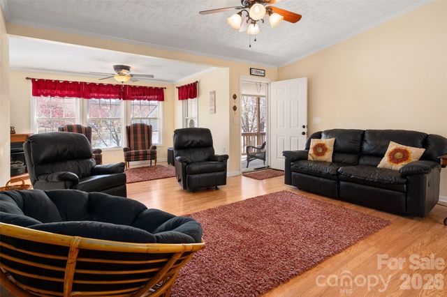 2504 Cottage Lane, Liberty Hill, SC 29074