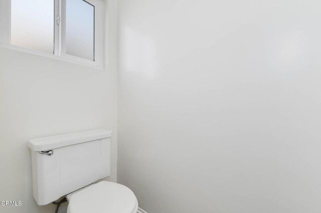 132 Poinsettia Avenue, Monrovia, CA 91016