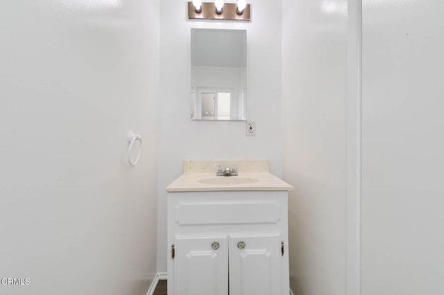 132 Poinsettia Avenue, Monrovia, CA 91016