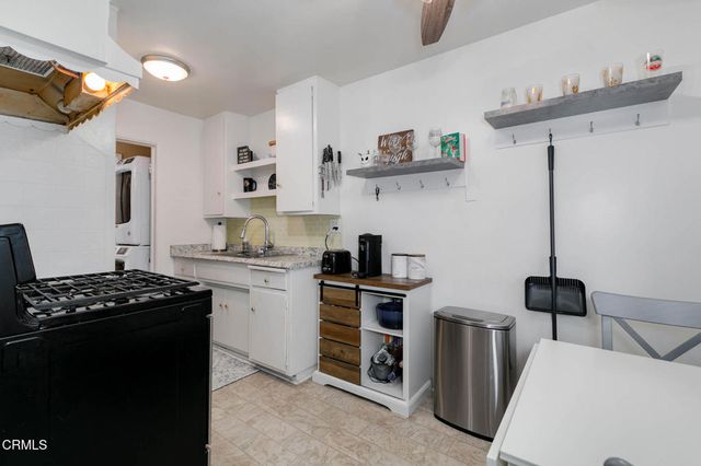 132 Poinsettia Avenue, Monrovia, CA 91016