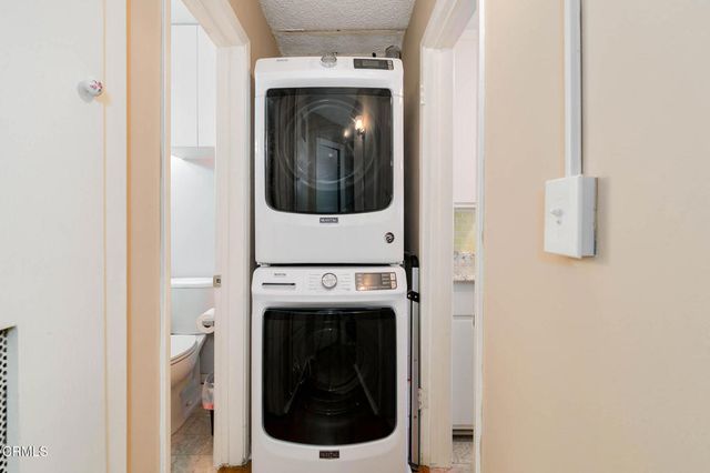 132 Poinsettia Avenue, Monrovia, CA 91016