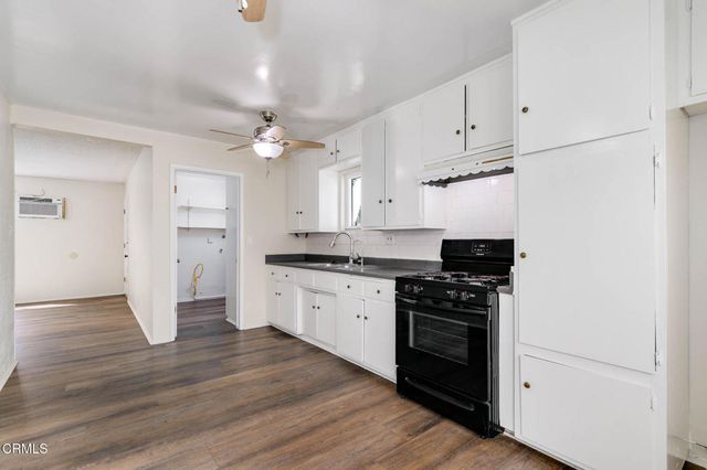 132 Poinsettia Avenue, Monrovia, CA 91016