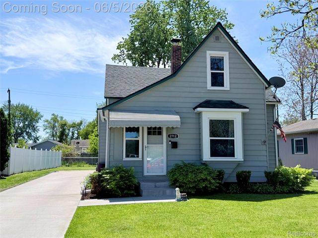2712 Vanness Street, Port Huron, MI 48060