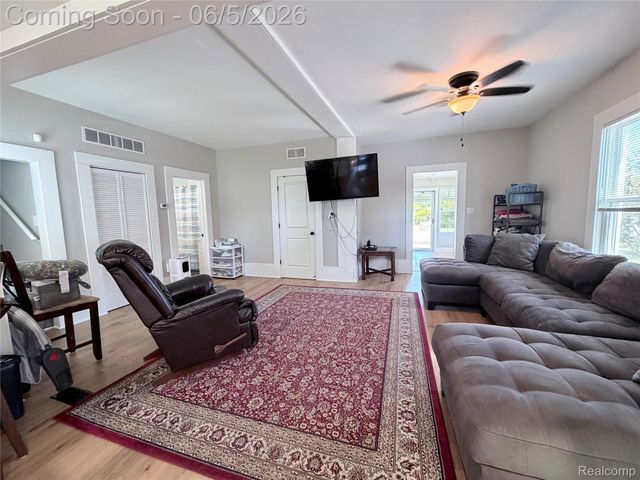 2712 Vanness Street, Port Huron, MI 48060