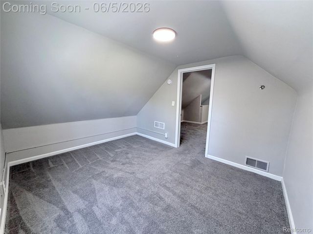 2712 Vanness Street, Port Huron, MI 48060