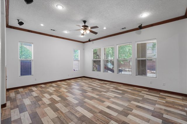 8401 Mesa Top Road NW, Albuquerque, NM 87120