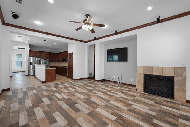 8401 Mesa Top Road NW, Albuquerque, NM 87120