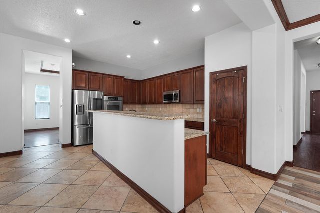 8401 Mesa Top Road NW, Albuquerque, NM 87120