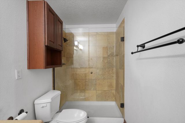 8401 Mesa Top Road NW, Albuquerque, NM 87120